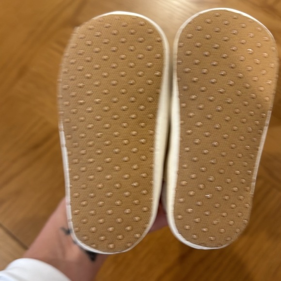 Two Pairs baby girl Boots - EUC,‎ hardly worn. - Picture 2 of 5